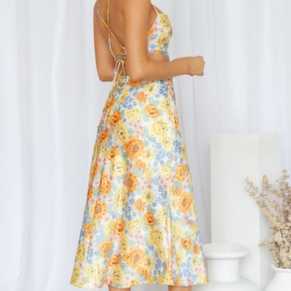 Sunlight Snaps Midi Dress